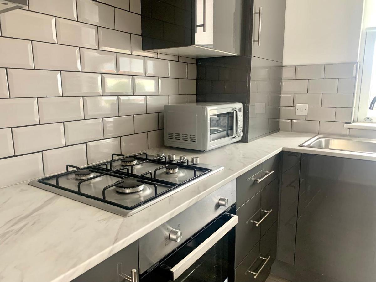 Lovely Stylish Apartment Near Penny Lane! Free Parking Liverpool Eksteriør billede