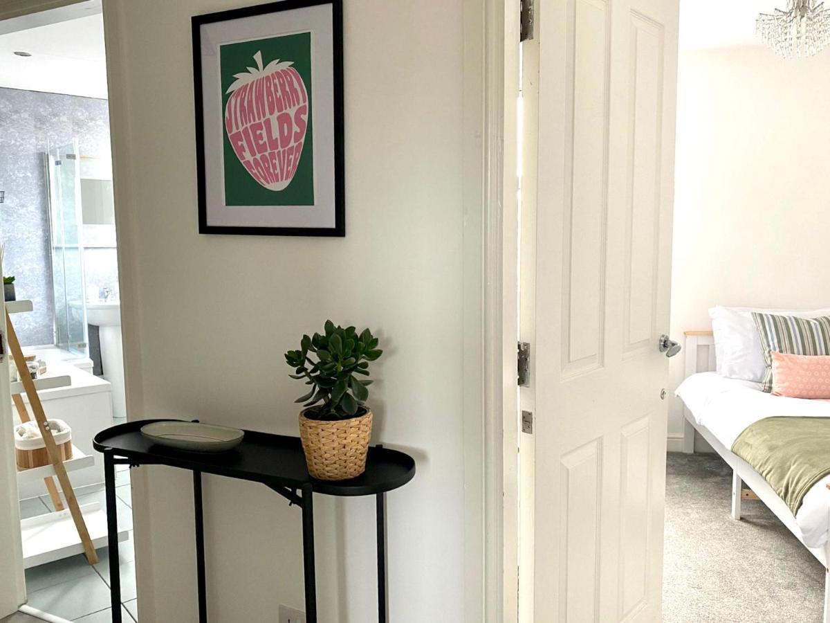 Lovely Stylish Apartment Near Penny Lane! Free Parking Liverpool Eksteriør billede